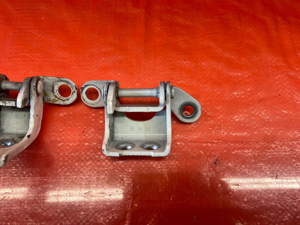 09 14 ACURA TSX   PASSENGER RIGHT REAR DOOR HINGE SET UPPER LOWER   OEM #1584