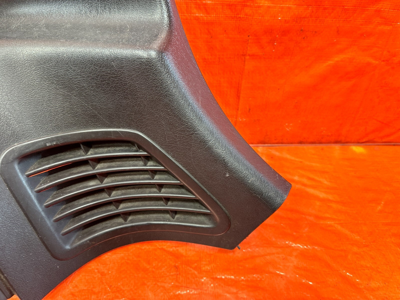 93 97 HONDA DEL SOL   DRIVER LEFT QUARTER PANEL TRIM PLASTIC   OEM #2943
