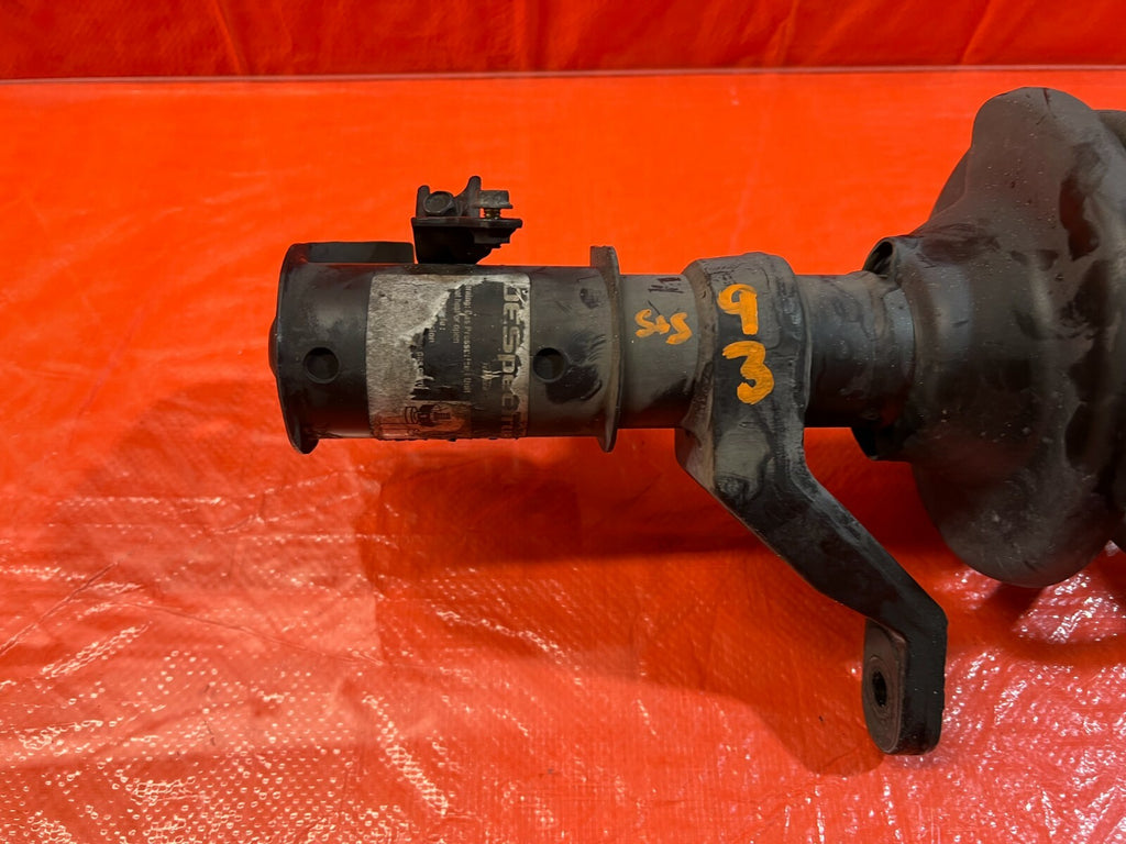02 04 ACURA RSX TYPE S   SHOCK AND SPRING STRUT   PASSENGER RIGHT FRONT   OEM 934