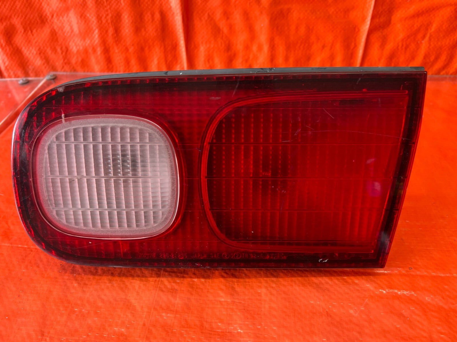 98 01 ACURA INTEGRA SEDAN   PASSENGER RIGHT INNER   TAIL LIGHT LAMP   OEM #123 5