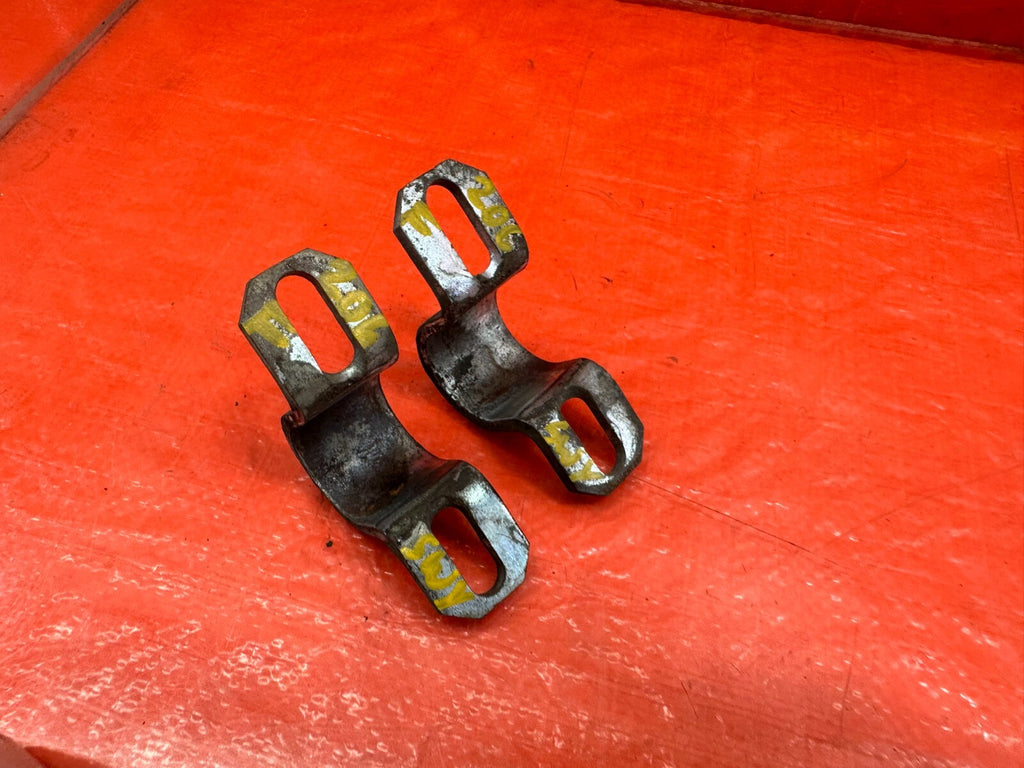 09 12 LANCER EVOLUTION X EVO 10 FRONT SWAY BAR MOUNTING BRACKETS LEFT RIGHT #20615