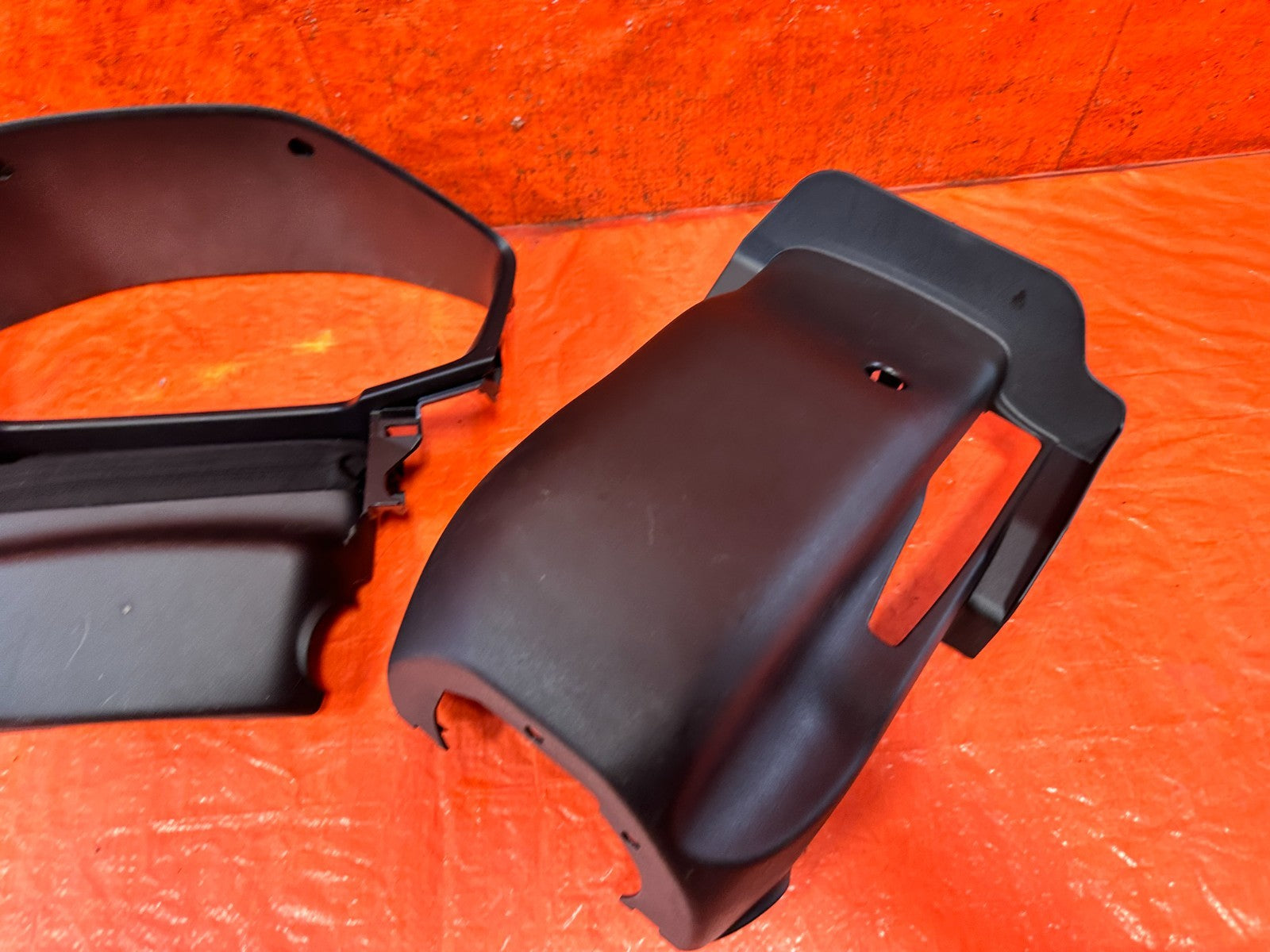 18 21 HONDA ACCORD KEY IGNITION STEERING COLUMN COVER TOP BOTTOMW/ BEZEL OEM 3246