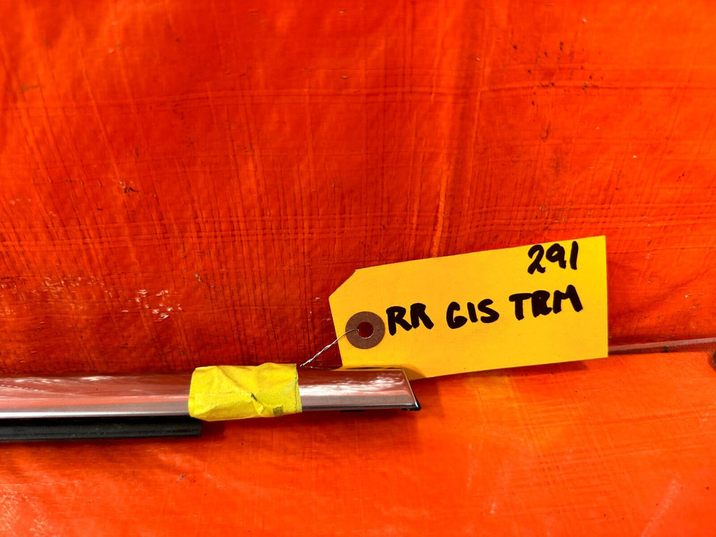 04 08 ACURA TSX   RIGHT REAR EXTERIOR WINDOW GLASS TRIM   OEM FACTORY #2911