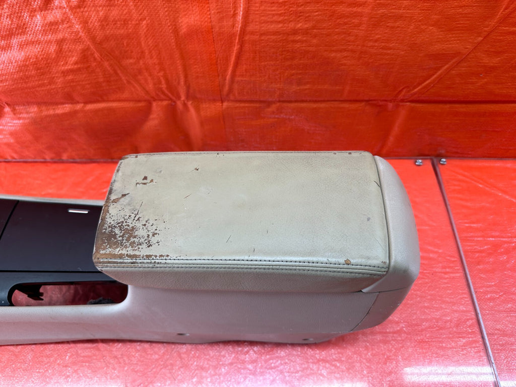04 08 ACURA TSX   ARM REST / CENTER CONSOLE STORAGE COMPARTMENT BIN TAN OEM #1964