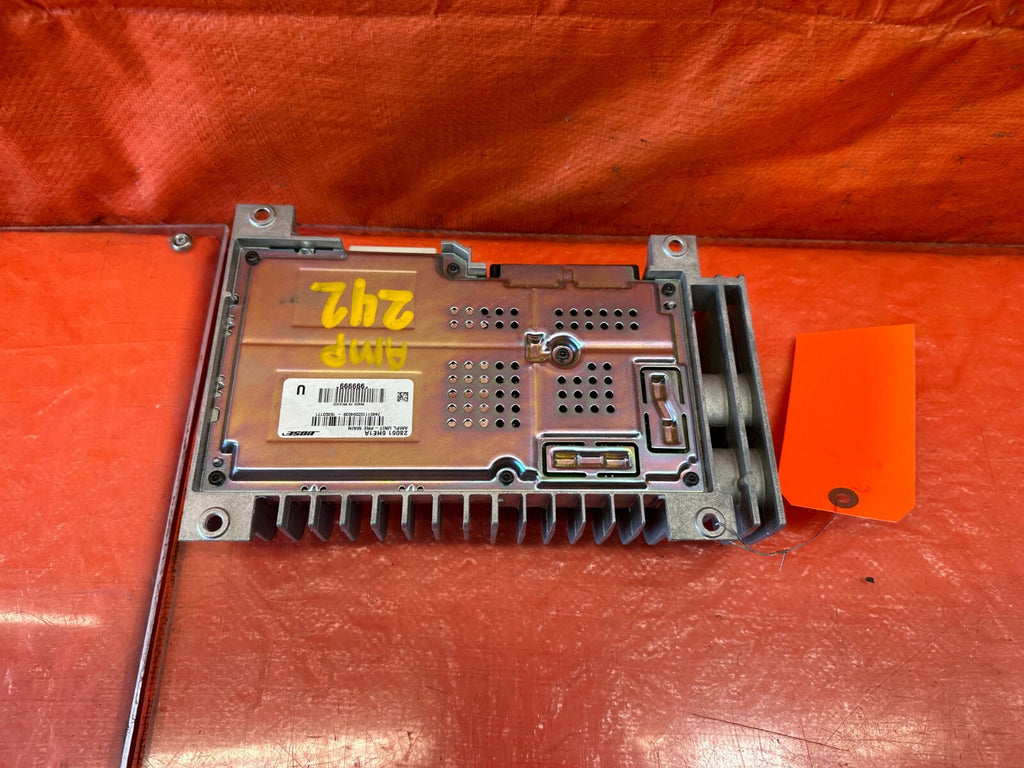17 20 INFINITI Q50   RED SPORT 400 MODEL   BOSE AUDIO AMPLIFIER AMP   OEM #2426