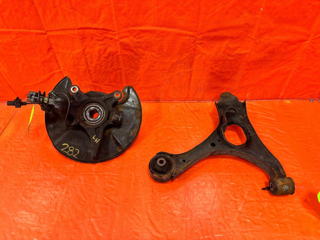 06 11 HONDA CIVIC SI   DRIVER LEFT FRONT SPINDLE KNUCKLE HUB 36MM   OEM OE #2827