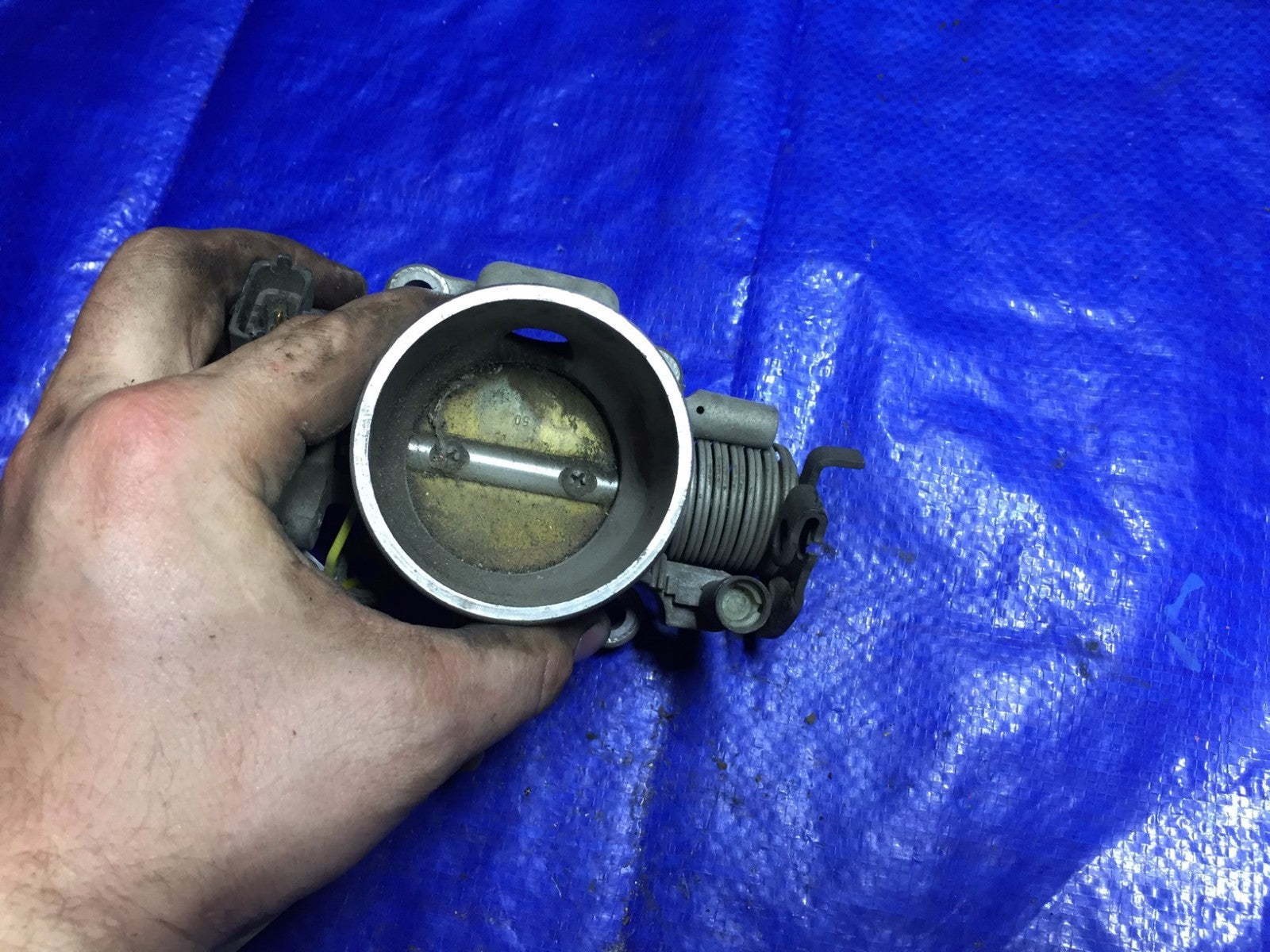 OEM 2004 HYUNDAI ELANTRA 2.0L THROTTLE BODY ASSEMBLY 1