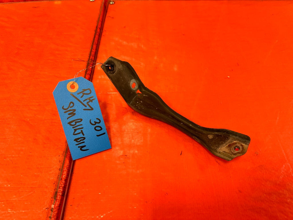 97-01 HONDA CR-V CRV PASSENGER RIGHT FENDER BRACKET FENDER STAY BRACKET OEM 3010