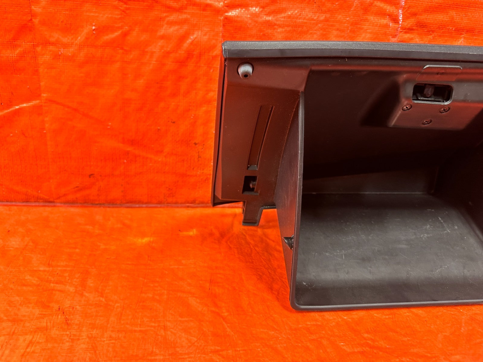 04 11 MAZDA RX8 RX 8   GLOVE BOX ASSEMBLY   OEM FACTORY #3031