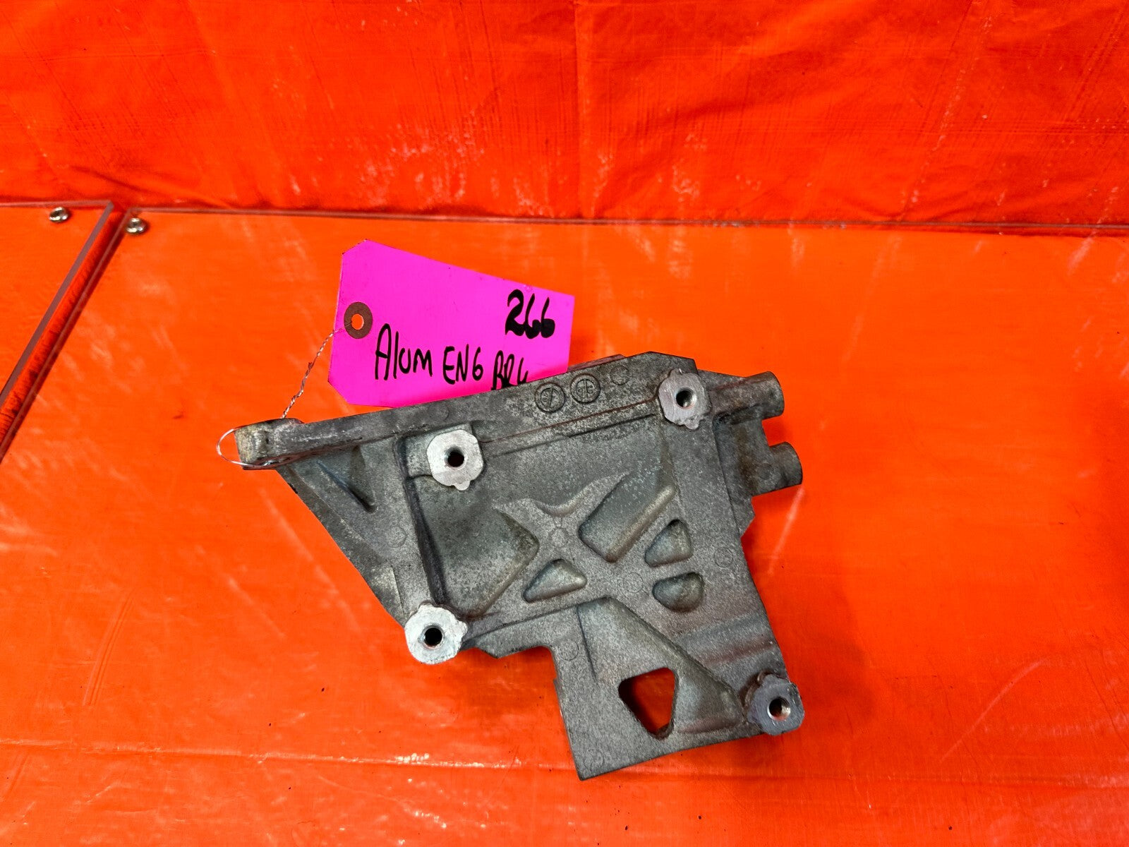 08 21 SUBARU IMPREZA WRX STI   EJ257   ALTERNATOR MOUNTING BRACKET   OEM #2669