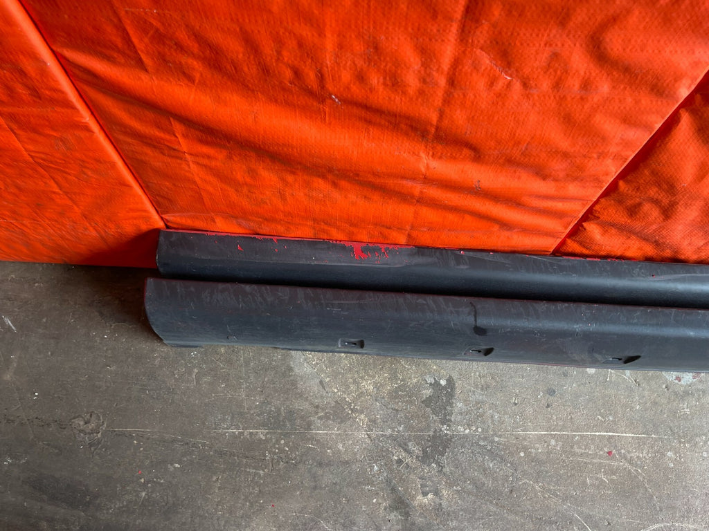 94 01 ACURA INTEGRA 2 DOOR MODEL ONLY   SIDE SKIRT SET LEFT RIGHT SKIRTS   OEM 7