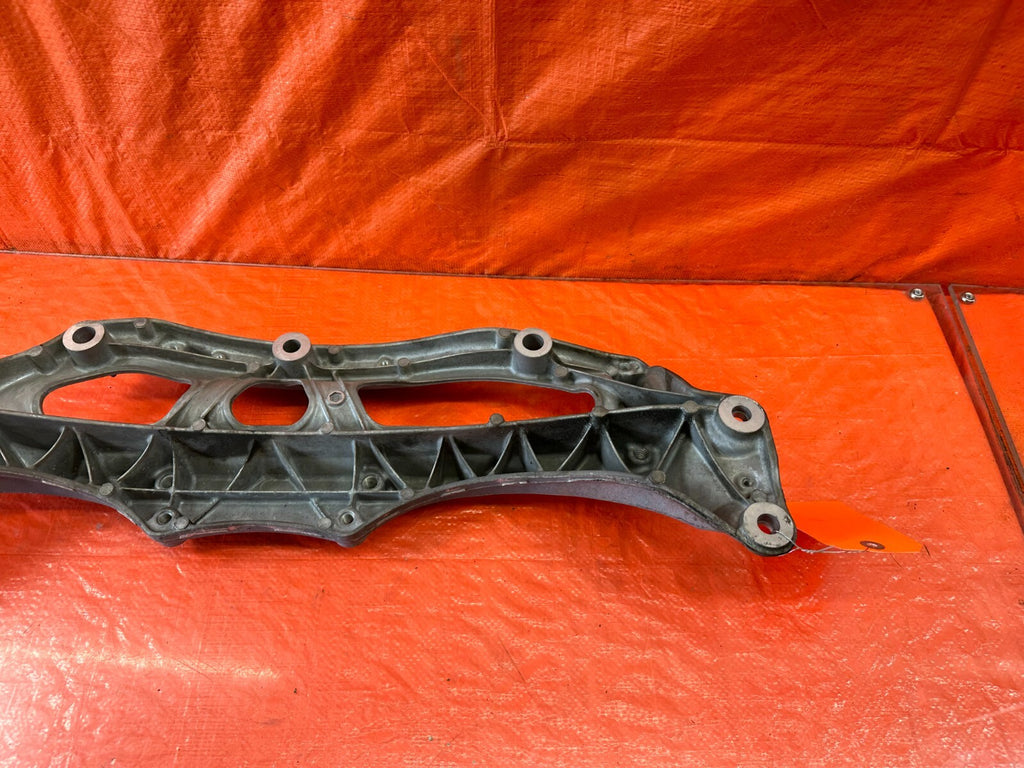 08 12 HONDA ACCORD SEDAN 2.4L FRONT SUB FRAME CROSS MEMBER ALUMINUM BRACKET #2397