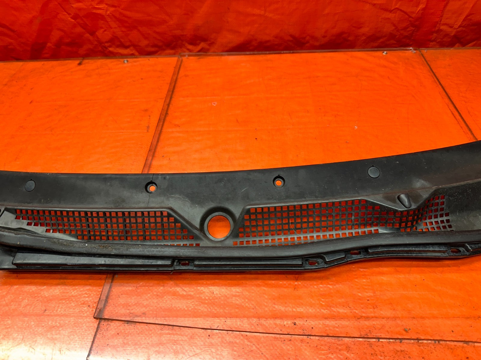 94-01 ACURA INTEGRA FRONT WINDSHIELD WIPER COWL GRILLE TRIM OEM #34010