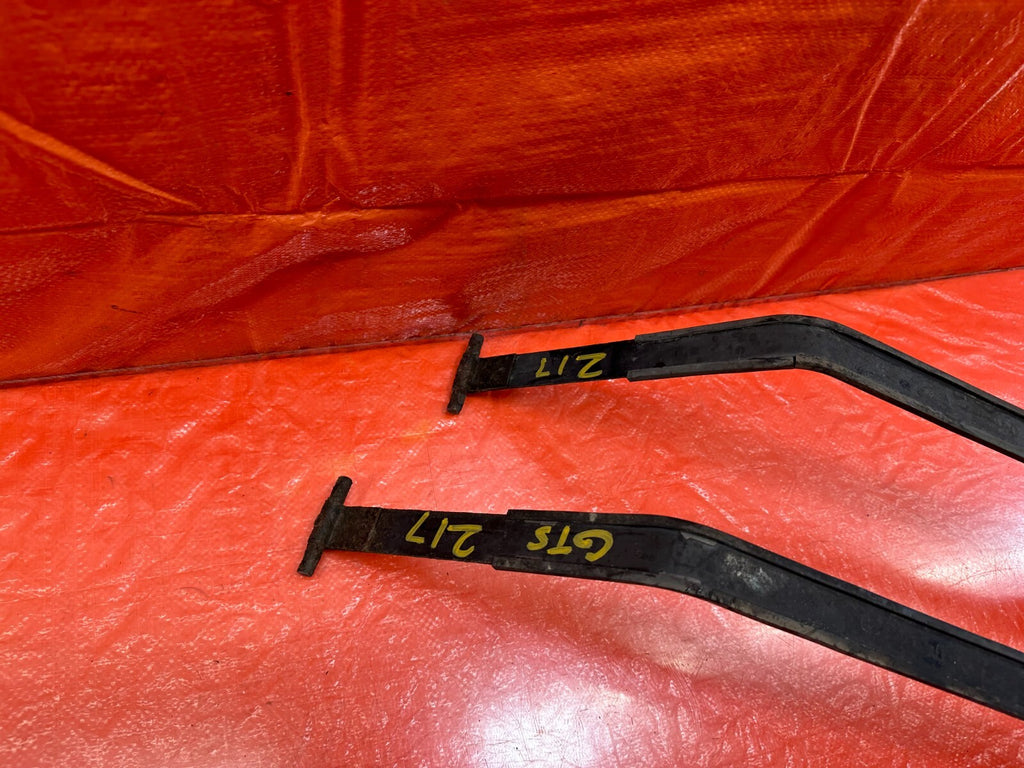 08 15 LANCER EVOLUTION X EVO 10 GAS GASOLINE FUEL TANK MOUNTING STRAPS BANDS 2179