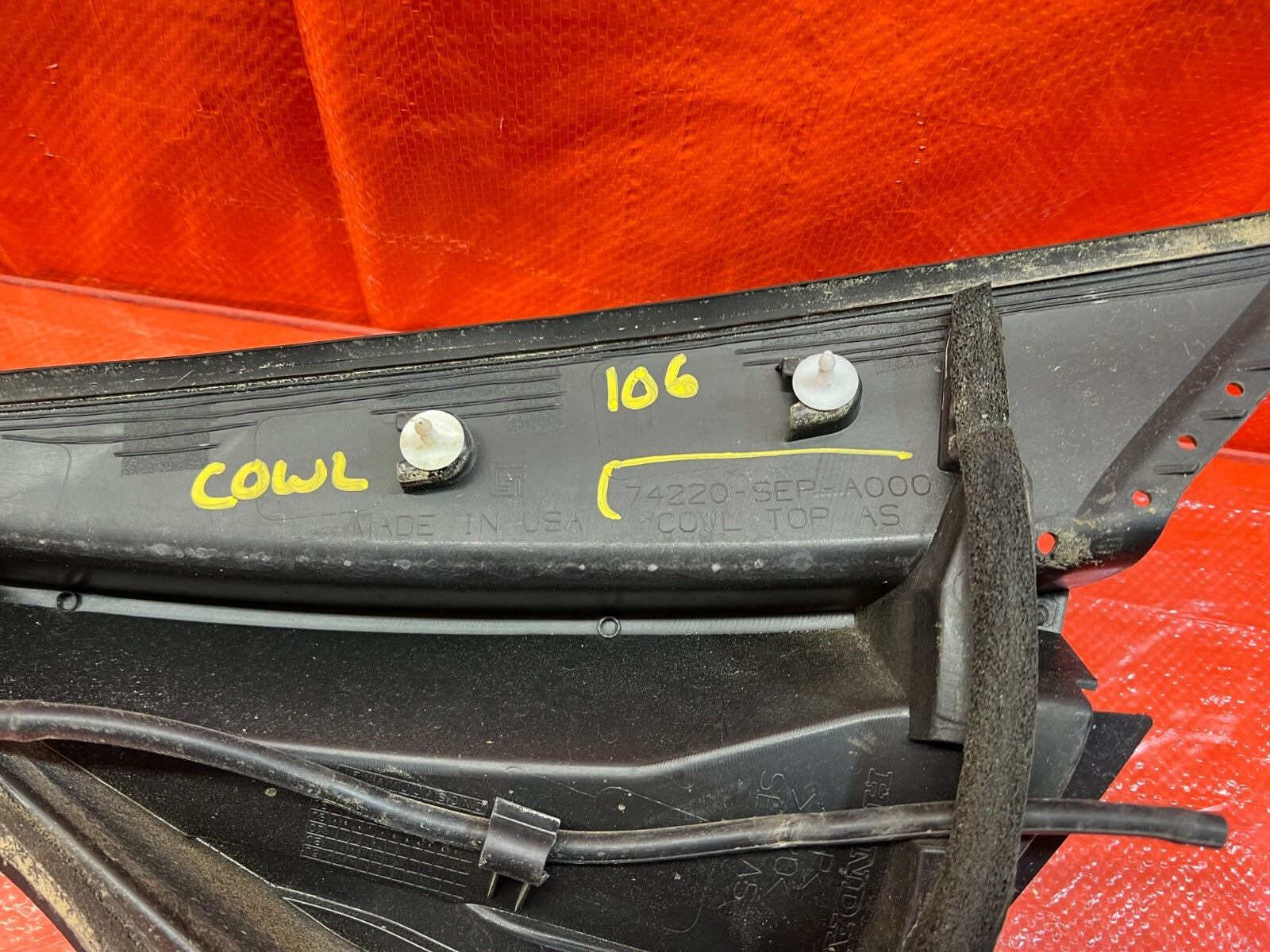 04 08 ACURA TL   WIPER COWL TRIM   PASSENGER RIGHT SIDE   OEM FACTORY #1069