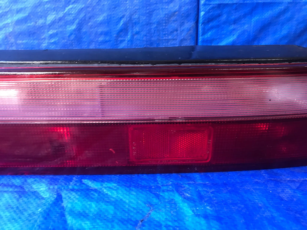 OEM 1990 1991 90 91 ACURA INTERA HATCHBACK PASSENGER RIGHT TAIL LIGHT LAMP2
