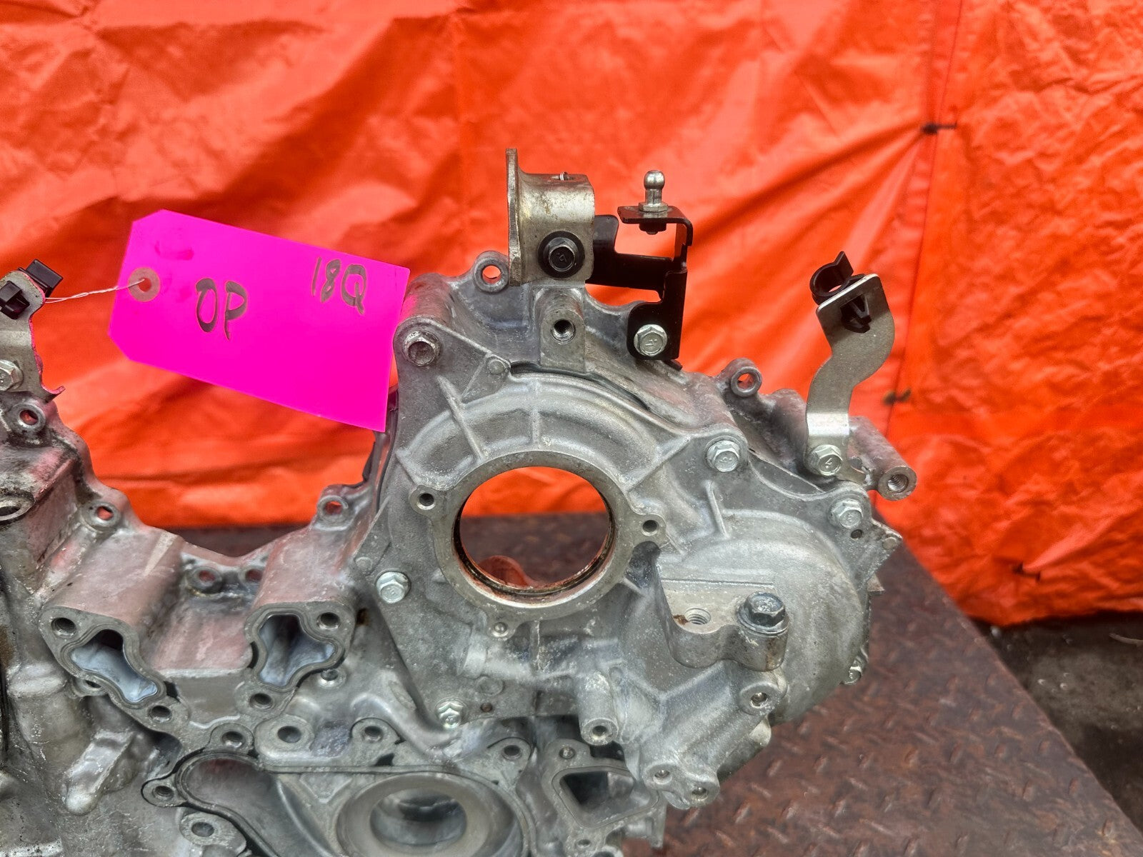 16 20 INFINITI Q50 & Q60   3.0L 300HP   TIMING CHAIN COVER CASE W/ L & R COVERS5