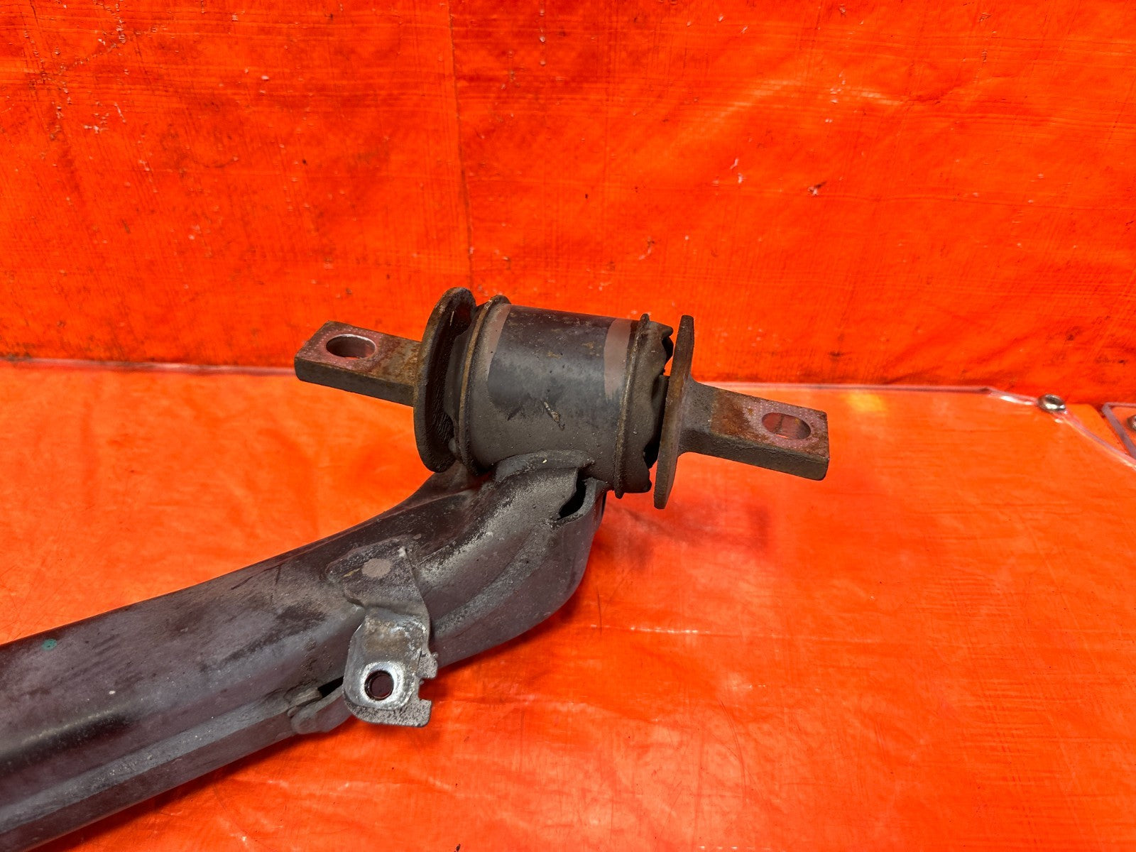 06 11 HONDA CIVIC SI   PASSENGER RIGHT REAR LOWER CONTROL TRAILING ARM   OEM 3074