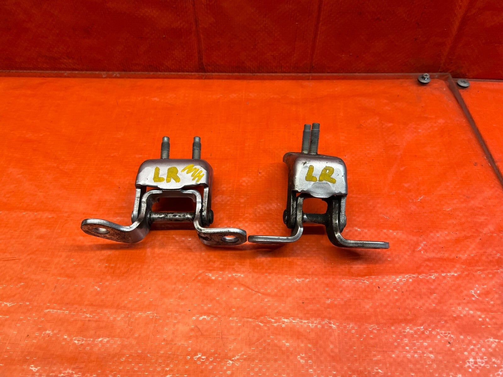 04 08 ACURA TSX   DRIVER LEFT REAR   DOOR HINGE SET UPPER LOWER   OEM #1568