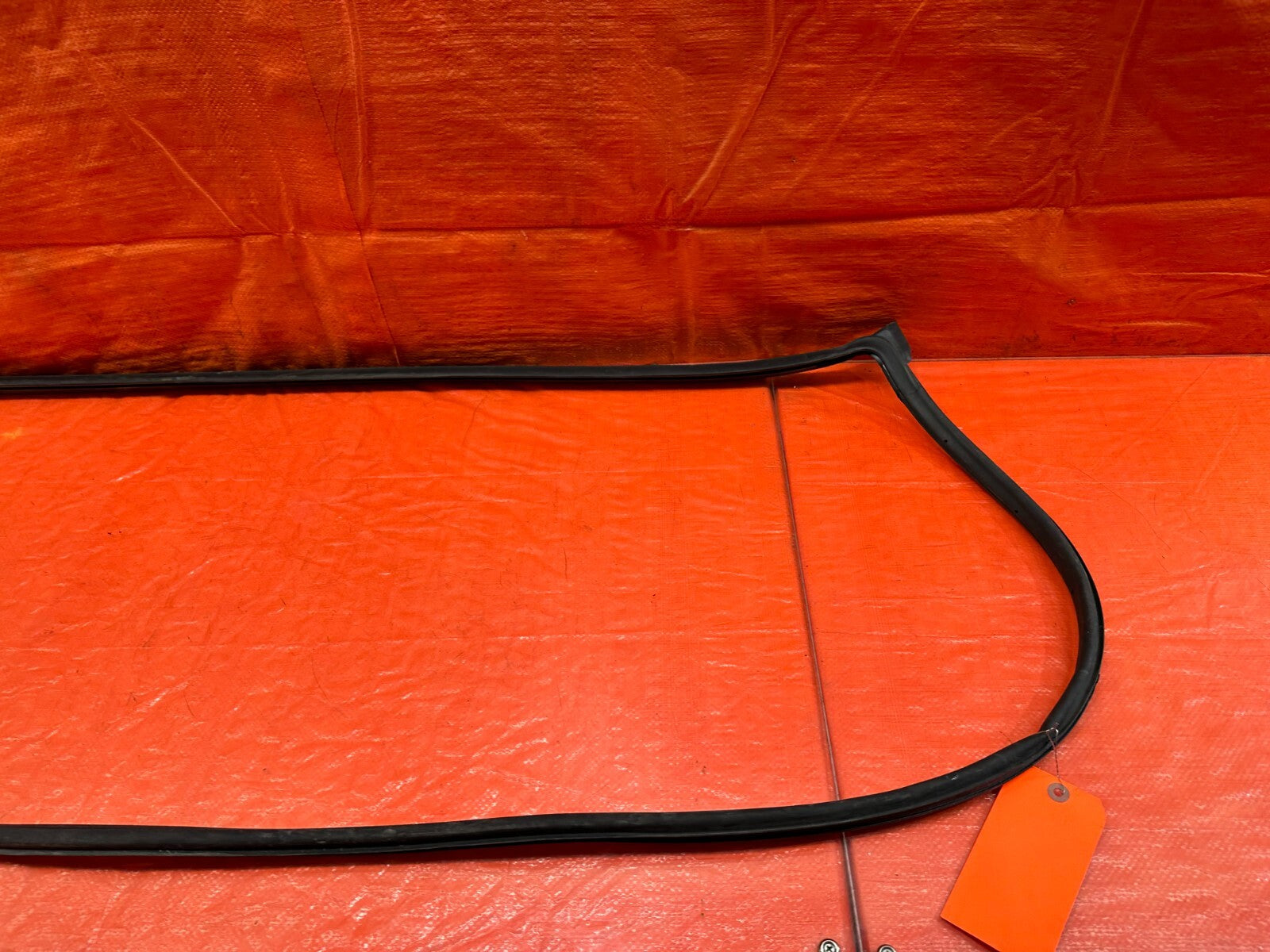 08 12 HONDA ACCORD SEDAN RIGHT FRONT DOOR WEATHER STRIP TRIM SEAL OEM #2392
