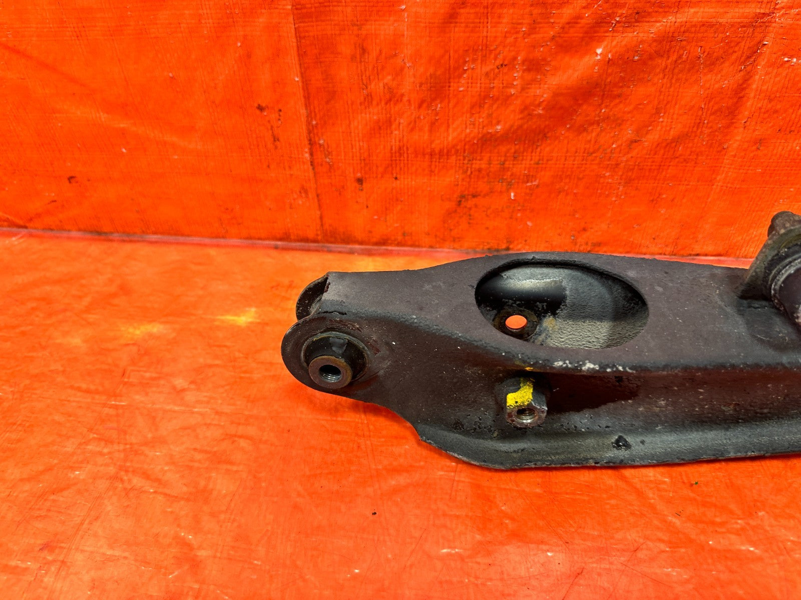 97 01 HONDA CR V CRV   REAR LOWER CONTROL ARM   PASSENGER RIGHT SIDE   OEM #3013