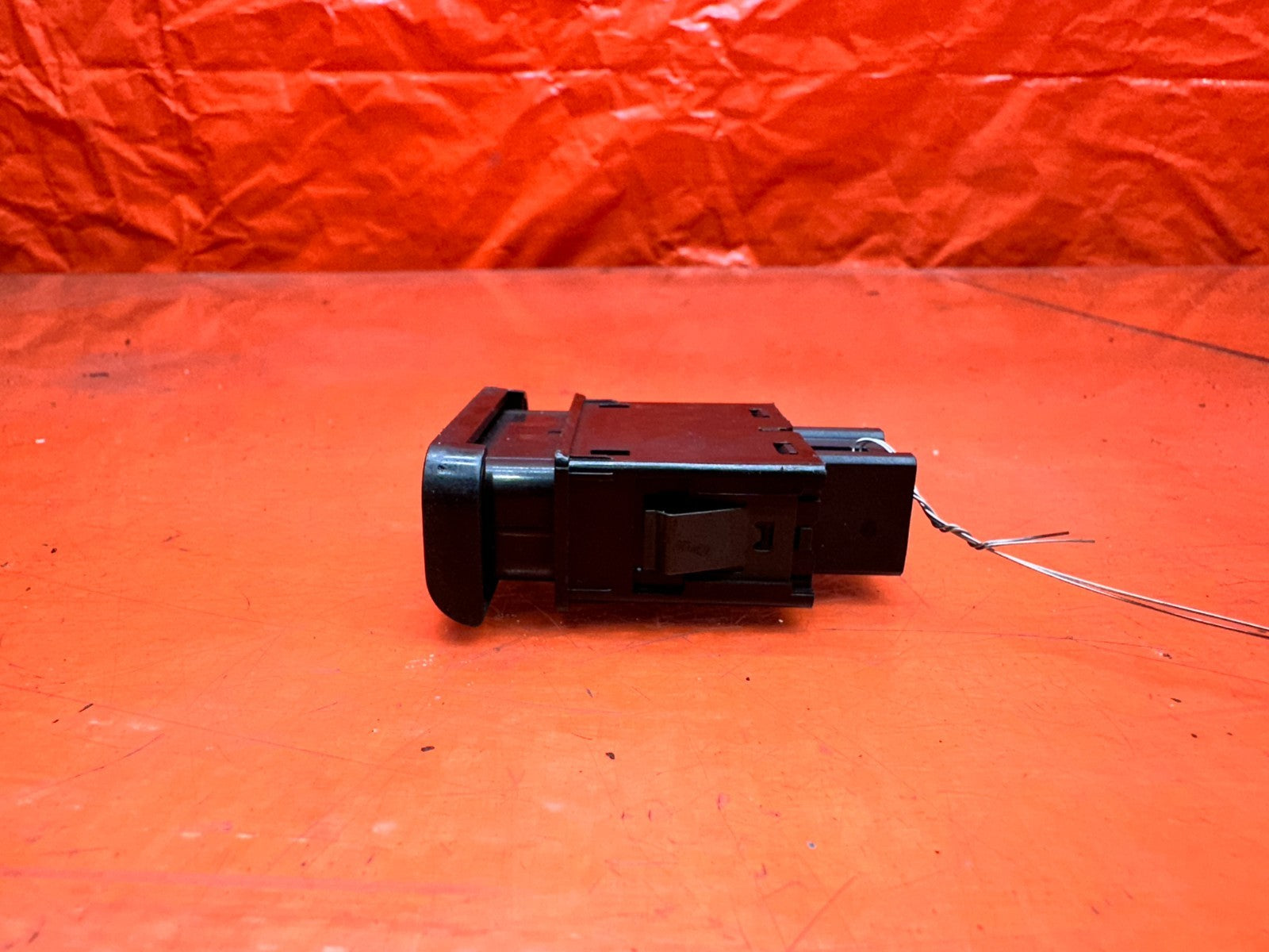 94 01 ACURA INTEGRA REAR WINDOW DEFROST BUTTON SWITCH OEM #3315
