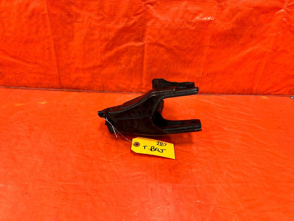 96 00 HONDA CIVIC EX COUPE   REAR TRANSMISSION BRACKET   AUTOMATIC AUTO A/T #2874