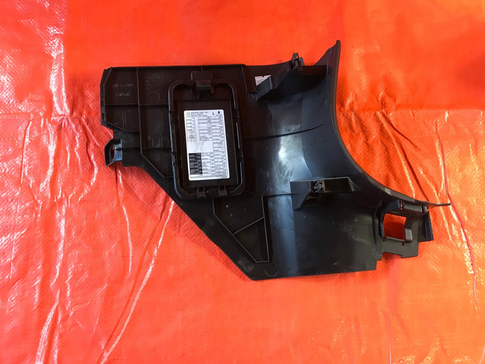 OEM 2017 17 INFINITI Q60 AWD 3.0L TT   DRIVER LEFT KICK PANEL W/ FUSE PANEL L LH1