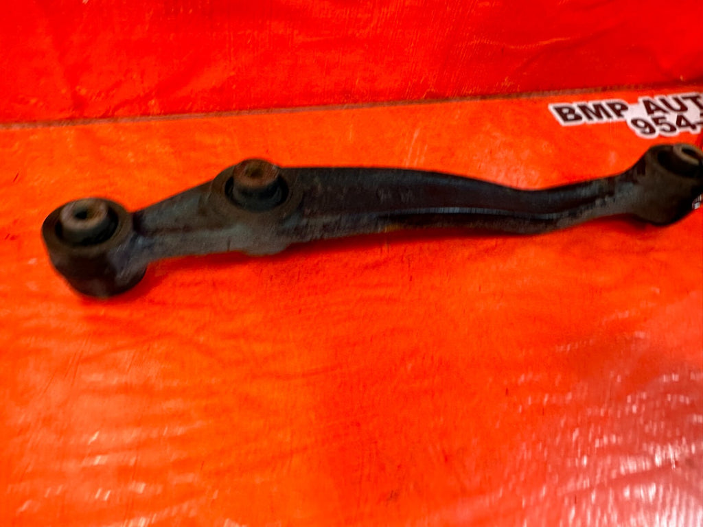 93 97 HONDA DEL SOL   PASSENGER RIGHT REAR   LOWER CONTROL ARM   OEM #25610