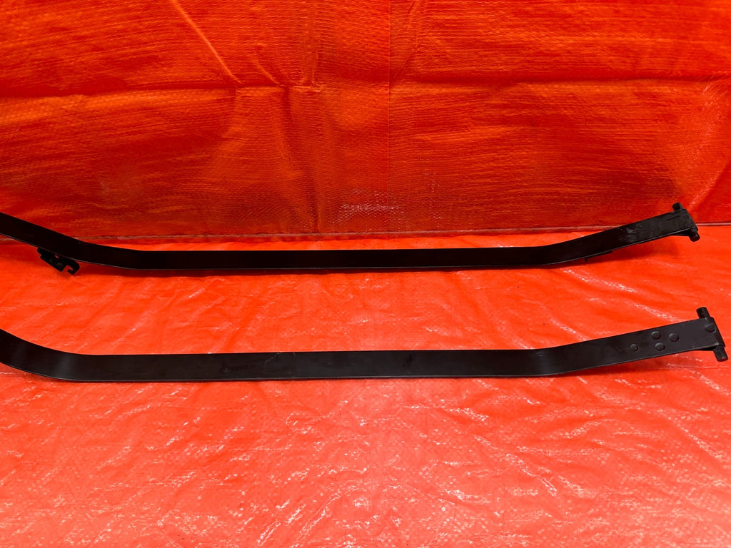 14 20 INFINITI Q50   GAS GASOLINE FUEL TANK MOUNTING STRAPS BAND SET   OEM #18516