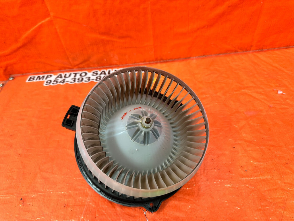 02 10 LEXUS SC430   HVAC AIR CONDITIONING AC BLOWER MOTOR   OEM FACTORY #2615