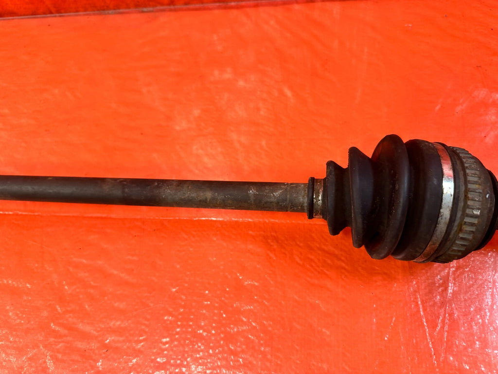 96 00 HONDA CIVIC D SERIES   D16 D15 D16Y8 AXLE / CV JOINT   DRIVER LEFT SIDE Z64