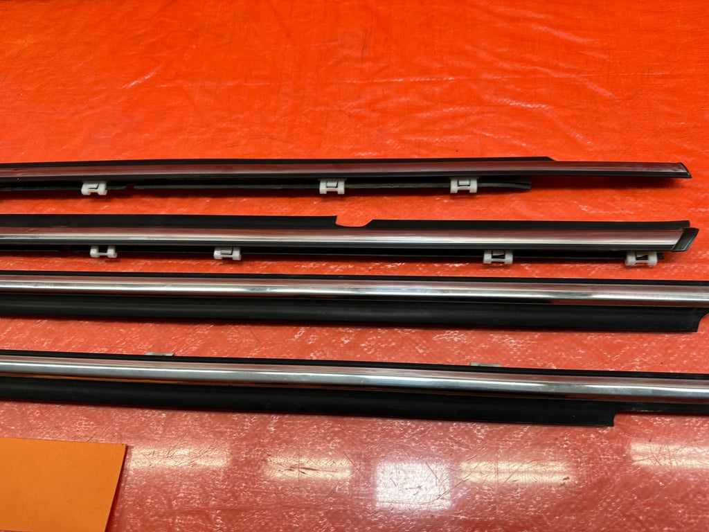 08 15 LANCER EVOLUTION X EVO 10 LEFT RIGHT FRONT REAR CHROME DOOR GLASS TRIM 2147