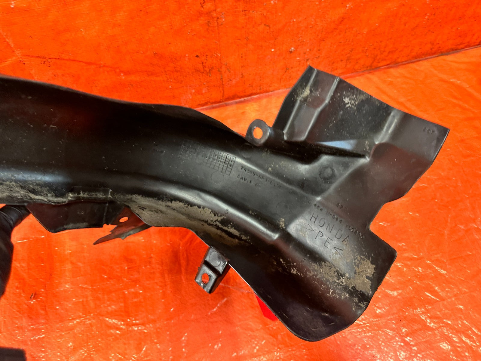 96 00 HONDA CIVIC   GASOLINE GAS FUEL NECK COVER TRIM PLASTIC   OEM   #3198