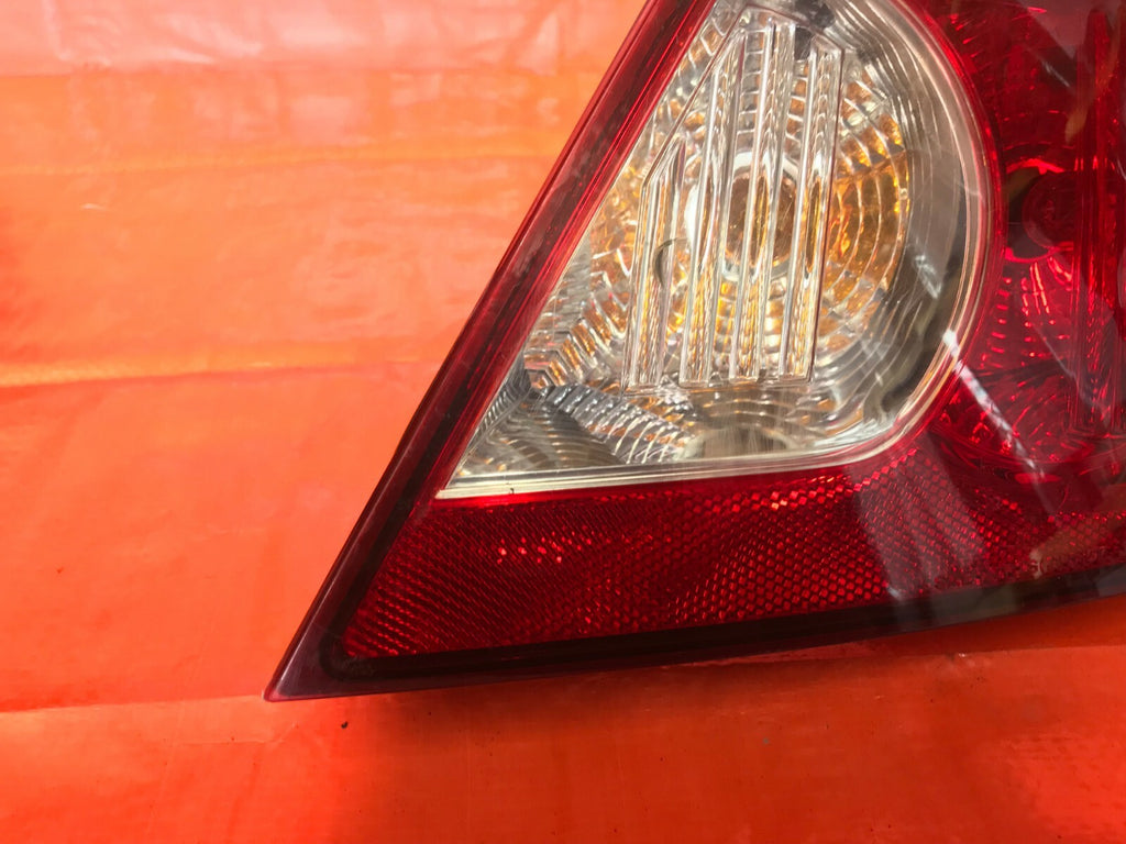 OEM 2007 2008 SEBRING   SEDAN   PASSENGER RIGHT OUTER TAIL LIGHT LAMP 07 081