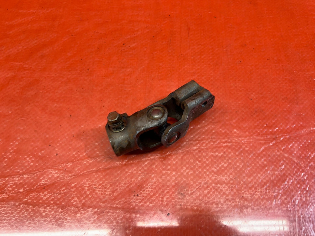 90 93 ACURA INTEGRA STEERING COLUMN RACK U / B JOINT SWIVEL YOKE CONNECTOR #1606