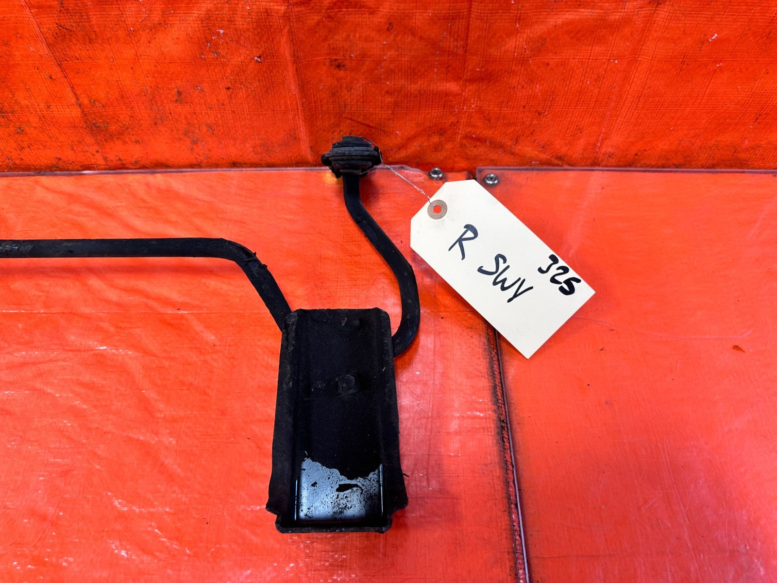90 91 HONDA CIVIC HATCHREAR SWAY STABILIZER BRACKETS OEM 3254