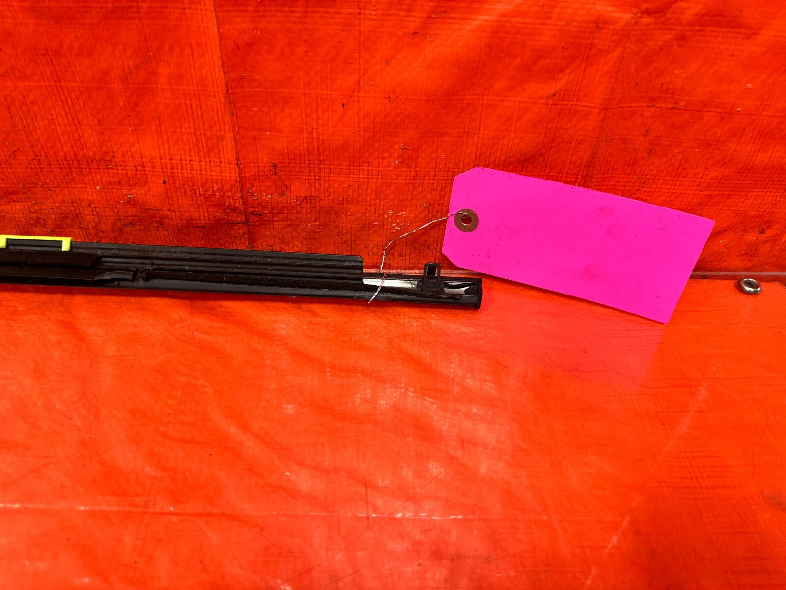 96 00 HONDA CIVIC SEDAN 4D   DRIVER LEFT REAR DOOR EXTERIOR WINDOW TRIM OEM 2975