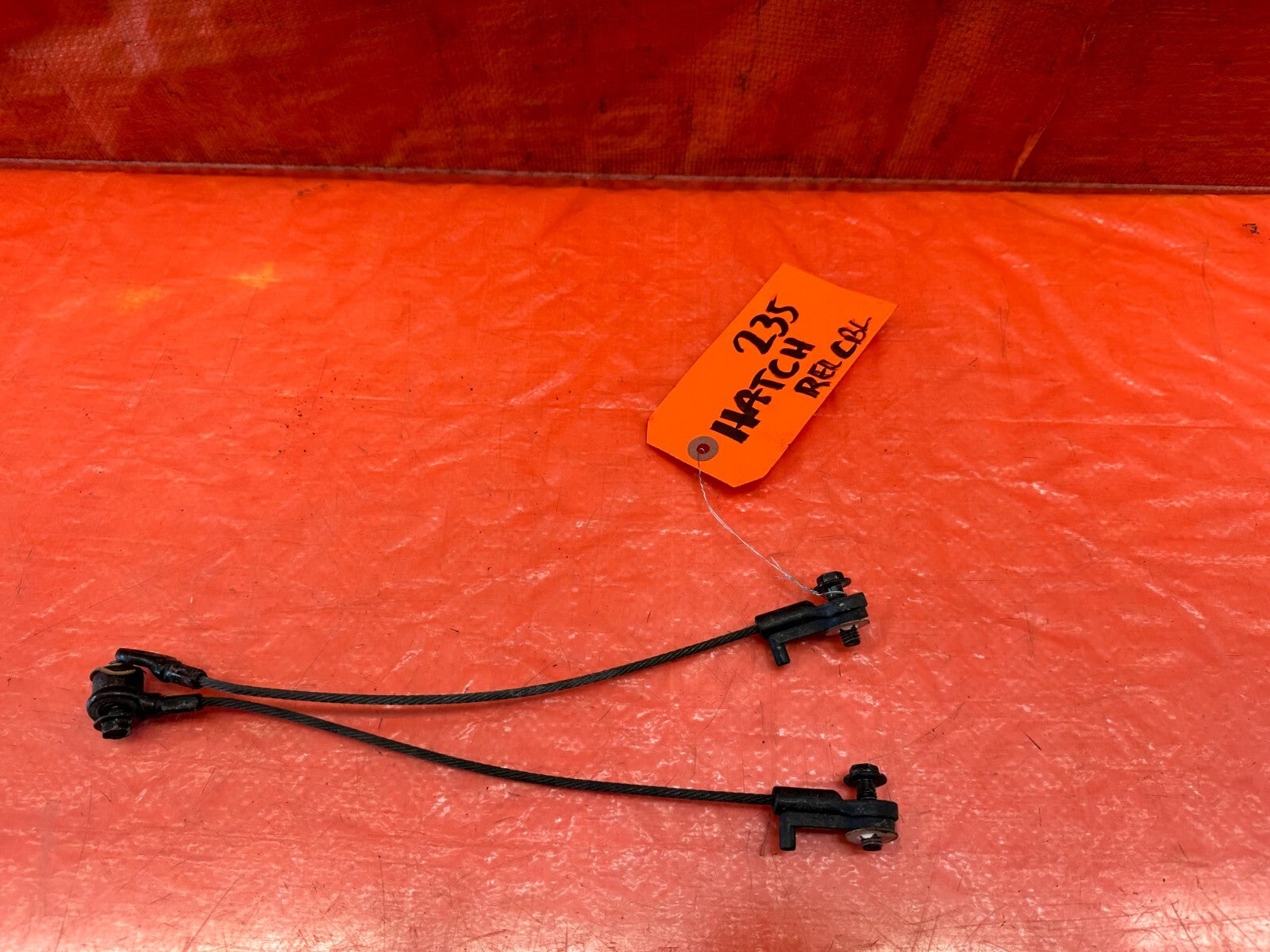 92 95 HONDA CIVIC HATCHBACK   LEFT & RIGHT TAILGATE SUPPORT CABLES   OEM #2357