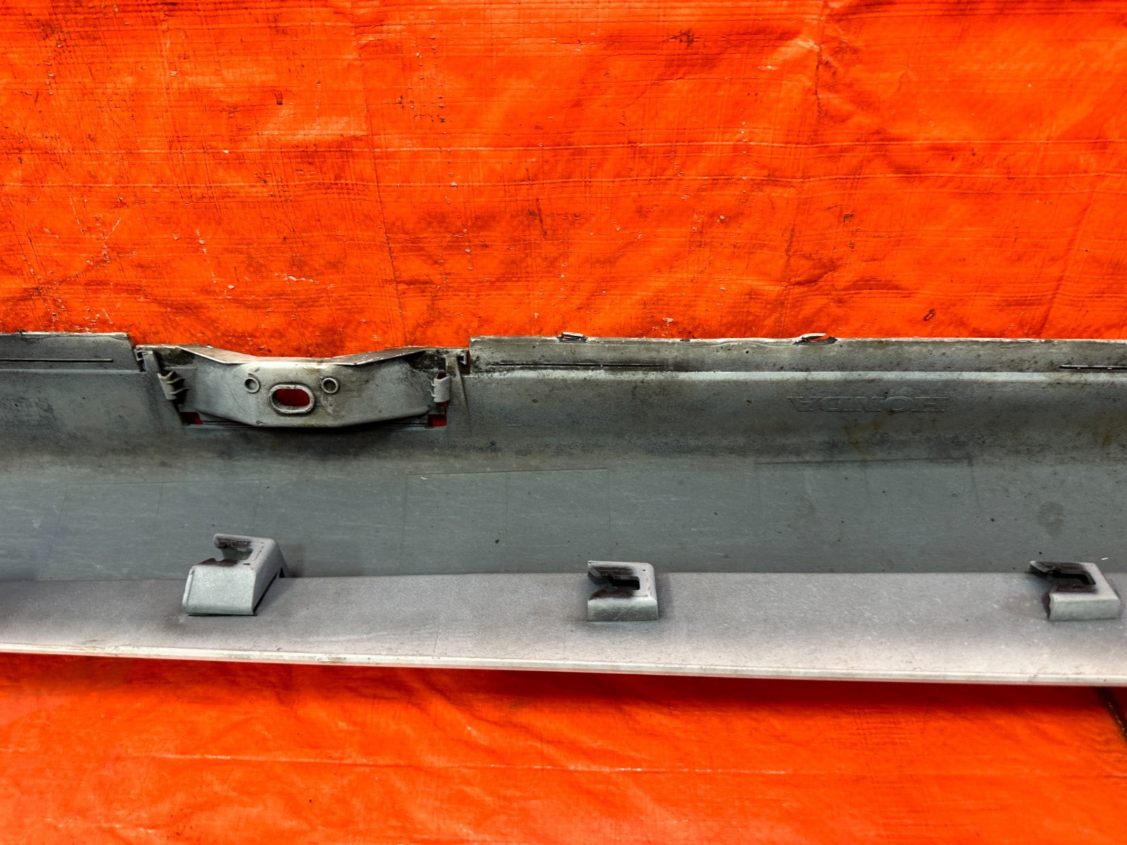 18 21 HONDA ACCORD SPORT   SIDE SKIRT ROCKER MOLDING TRIM RIGHT SIDE   OEM #32422