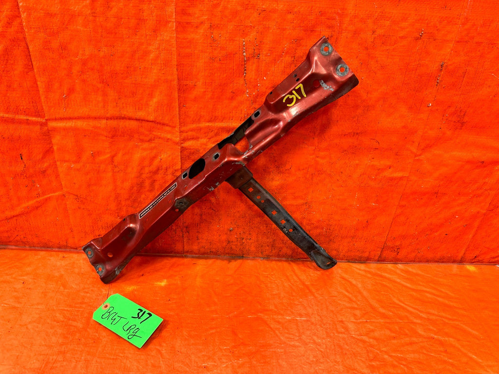 90 91 HONDA CIVIC HATCHBACK   CENTER RADIATOR SUPPORT T BRACKET   OEM 3170