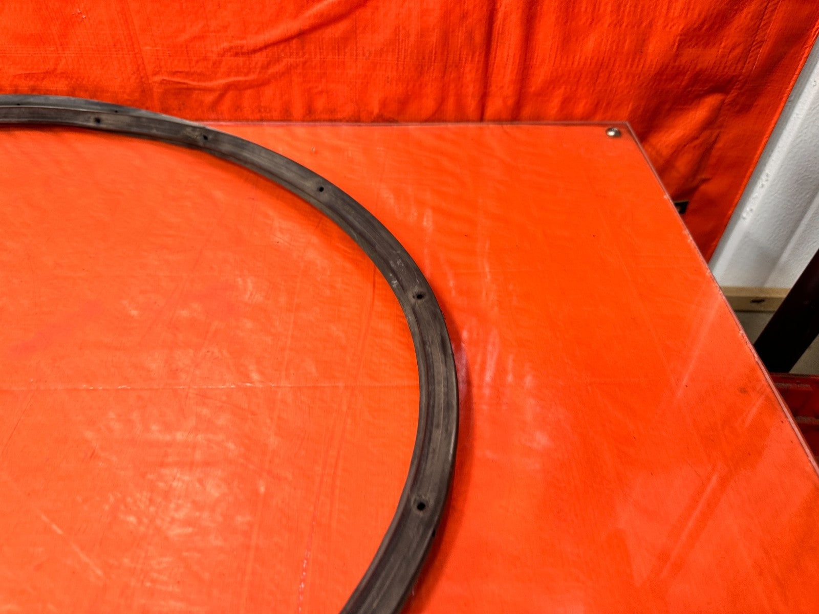 10 16 HYUNDAI GENESIS COUPE   DRIVER LEFT DOOR WEATHER STRIP RUBBER SEAL GASKET5