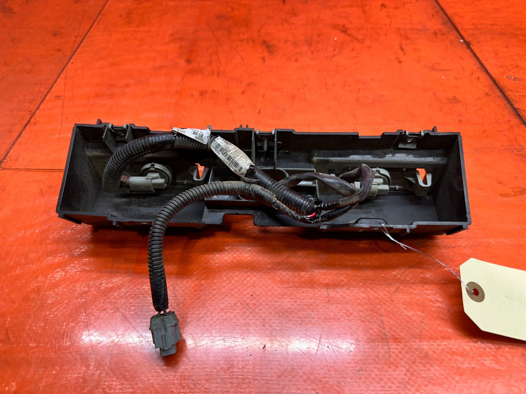 03-08 NISSAN 350Z 2D REAR LICENSE PLATE LIGHT LAMP ASSEMBLY OEM #3467