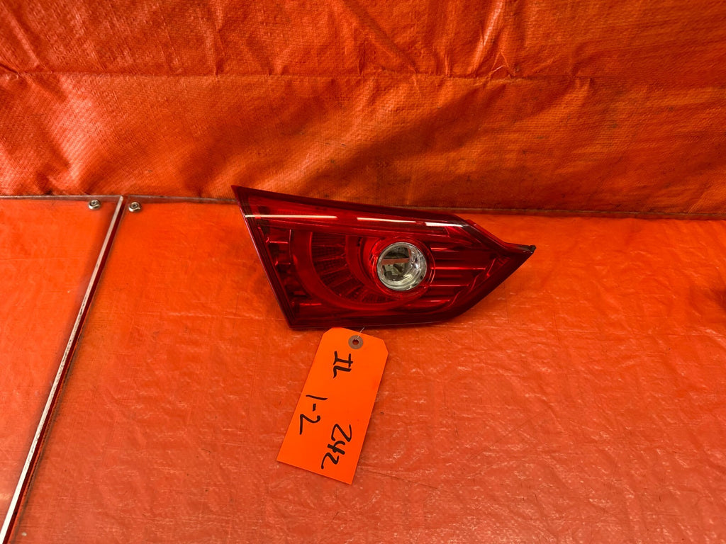 14 15 INFINITI Q50   DRIVER LEFT TRUNK MOUNTED   INNER TAIL LIGHT LAMP OEM #2420