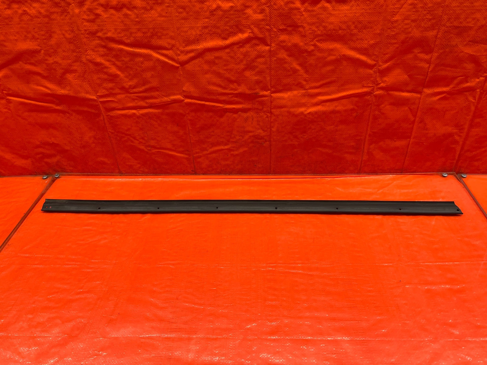 08 15 INFINITI G37 & Q60   DRIVER LEFT DOOR TRIM SEAL GASKET   80839 JL00A9