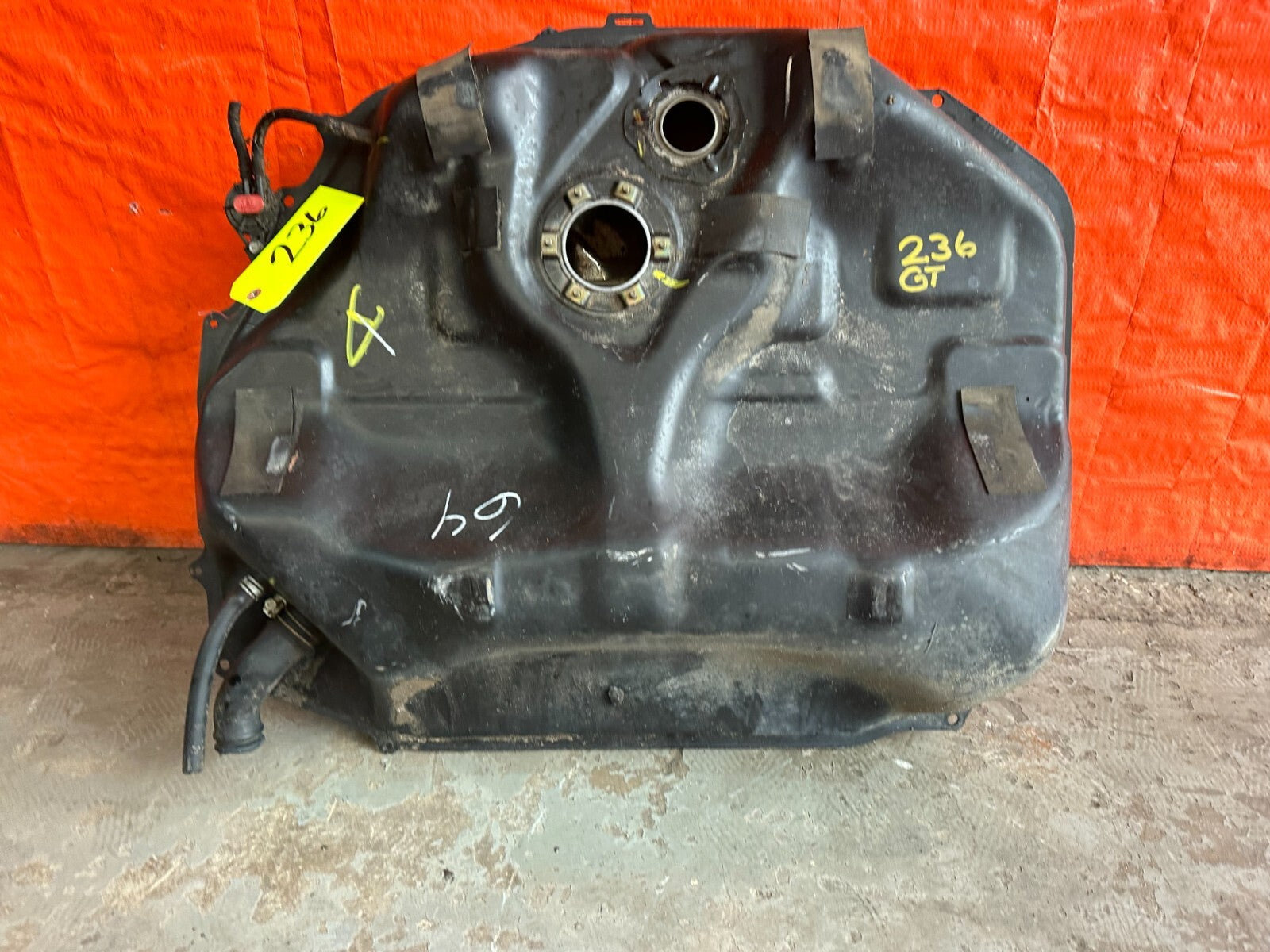 94 95 HONDA CIVIC   GASOLINE GAS FUEL TANK ASSEMBLY   OEM FACTORY OE #2363