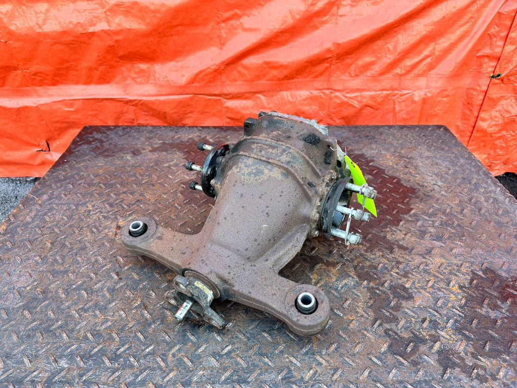 92 97 LEXUS SC300   MANUAL TRANSMISSION   DIFFERENTIAL CARRIER PUMPKIN OEM 2760