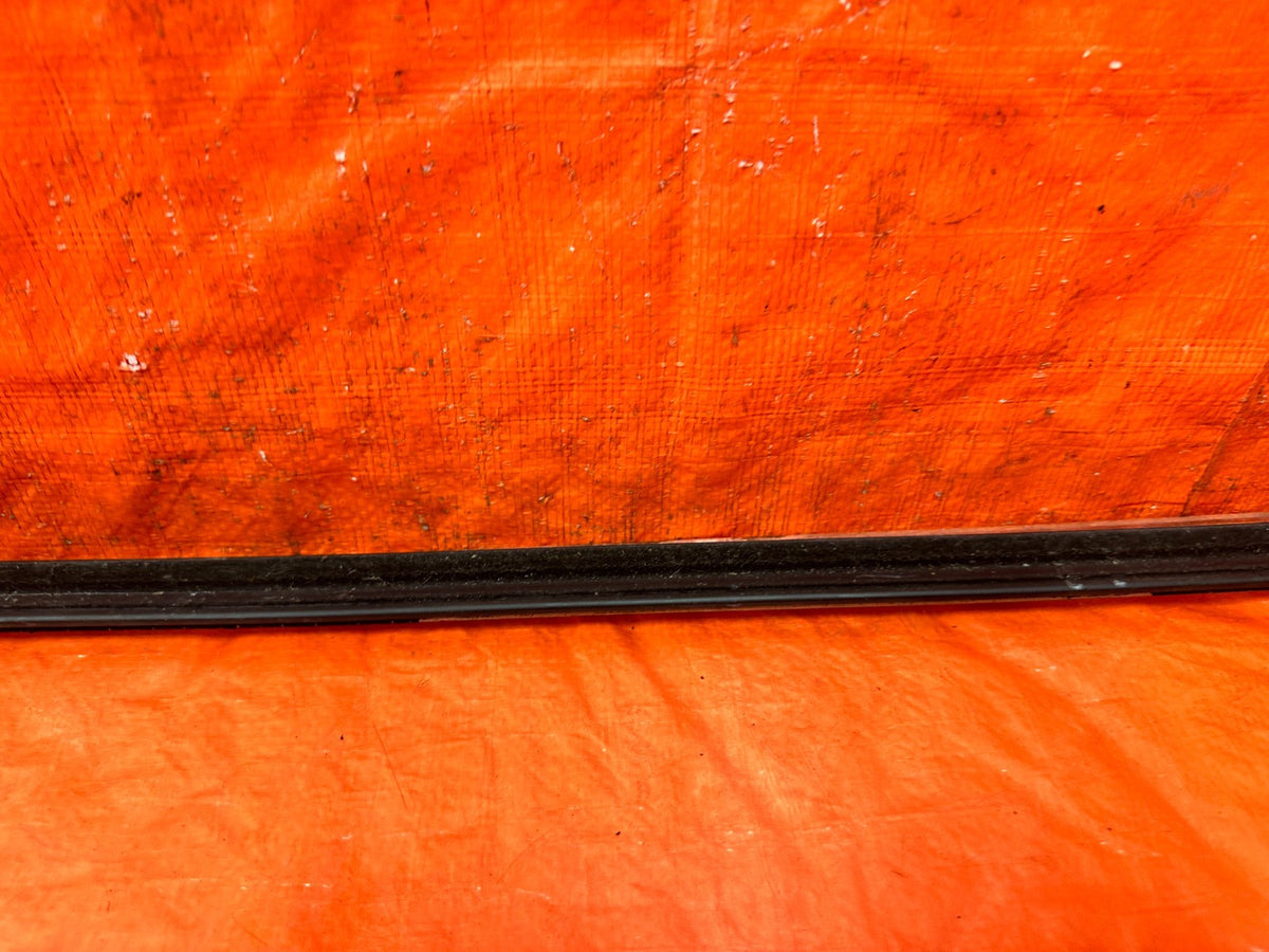 04-08 ACURA TSX - RIGHT REAR EXTERIOR WINDOW GLASS TRIM - OEM FACTORY #3047