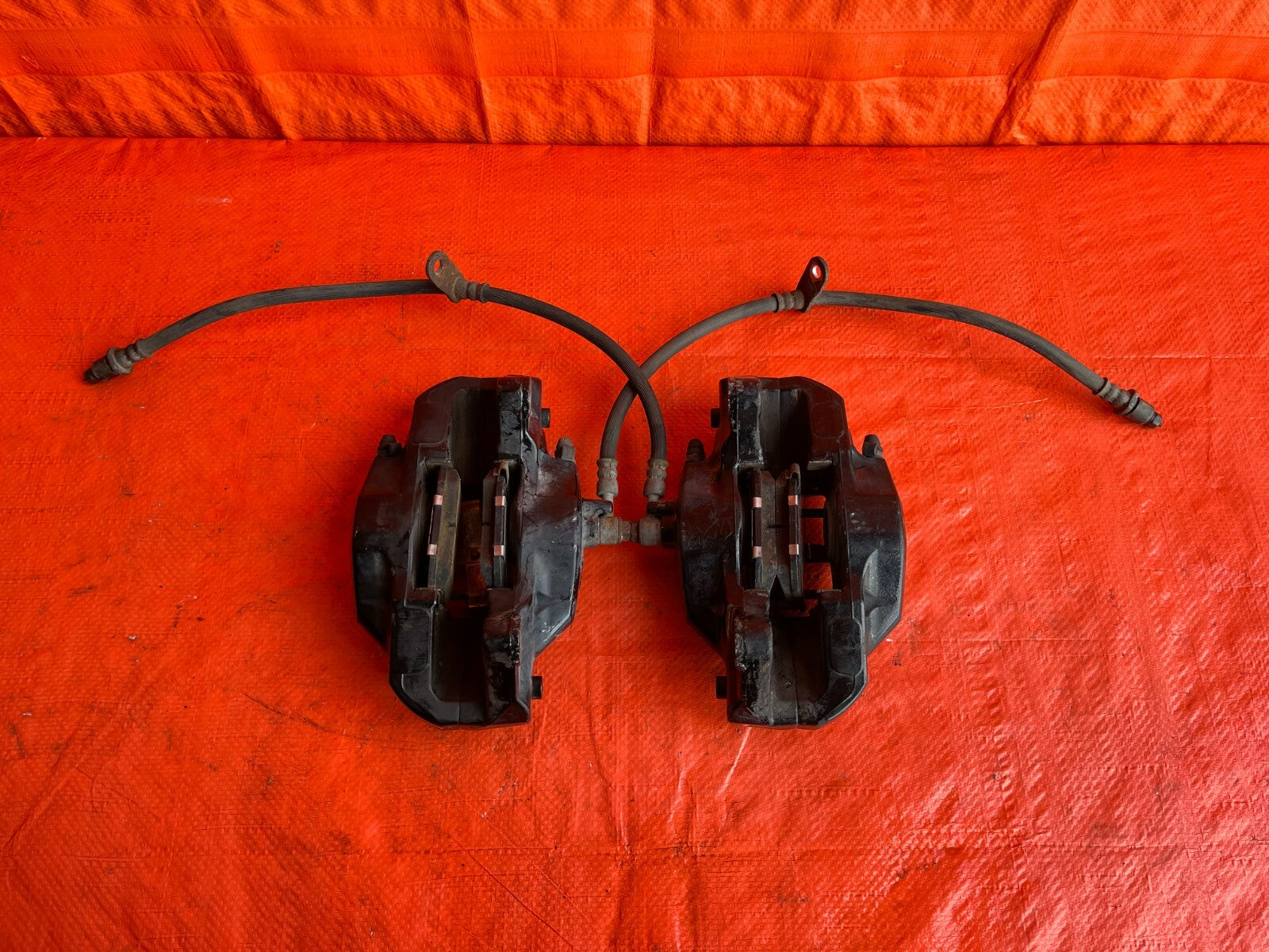 08 17 SUBARU WRX STi   REAR BRAKE CALIPER SET   CALIPERS LEFT RIGHT   OEM OE #747
