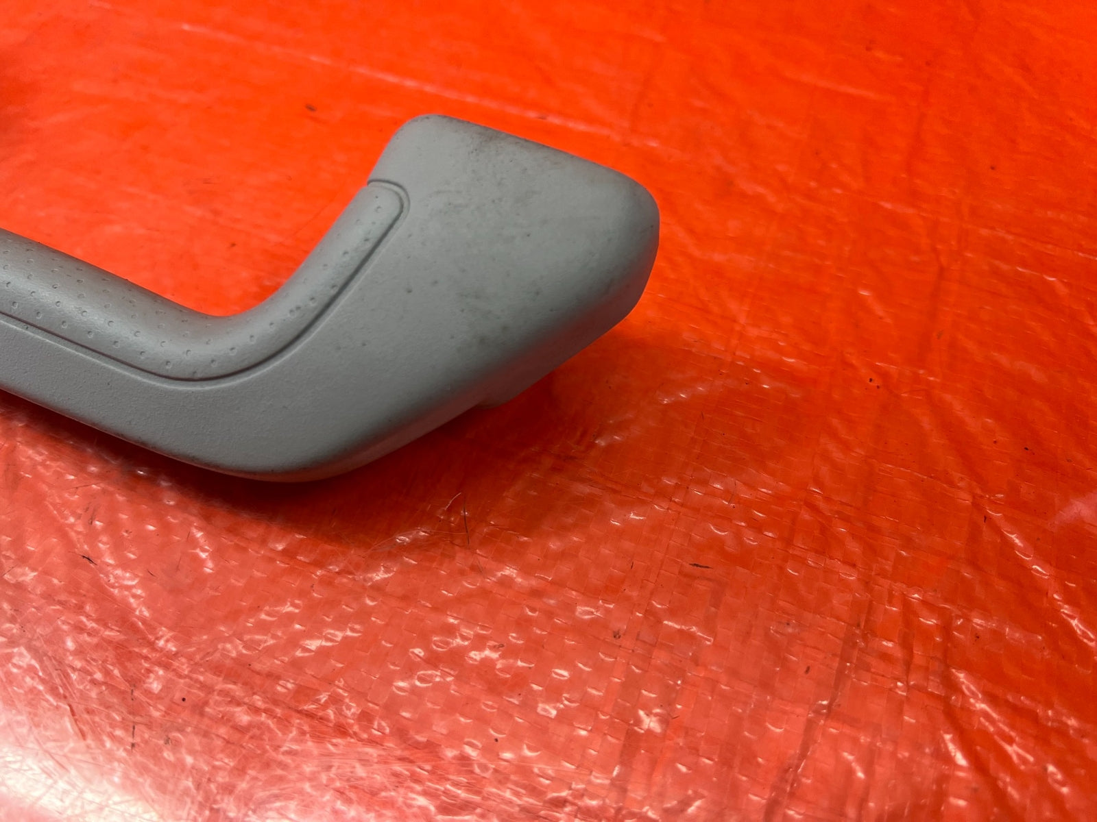 04 05 ACURA TSX LEFT FRONT / RIGHT FRONT / RIGHT REAR   GRAB HANDLE   OEM #209 18
